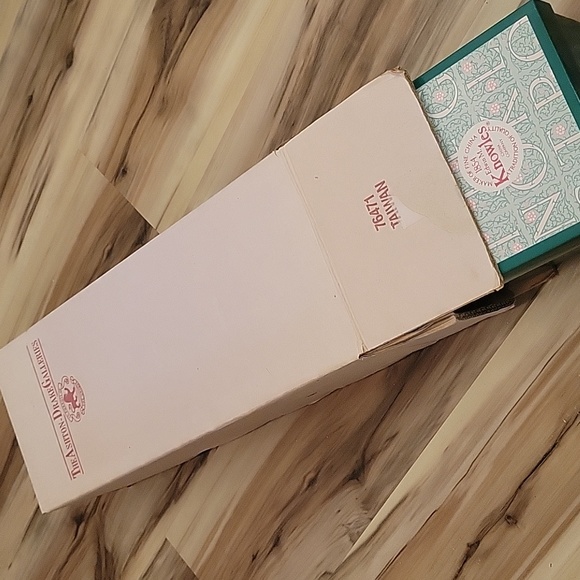 NWT "Mary Mary Quite Contrary" Mother Goose Porcelain Doll - Picture 16 of 16